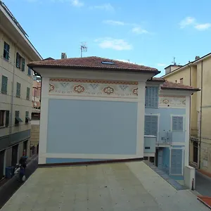  Appartamento Stella Marina In Pieno Centro Di Sulla Passeggiata Mare